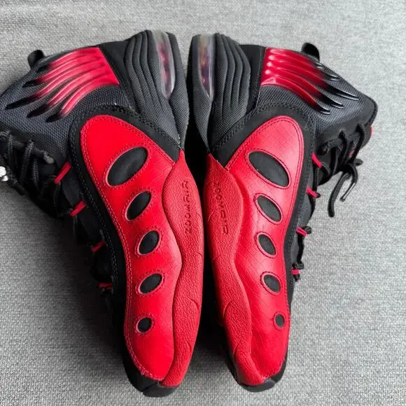 Nike Sonic Flight Black University Red Sneaker 641333-002 Mens Size 9
